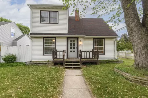 1703 Royce, Beloit, WI 53511