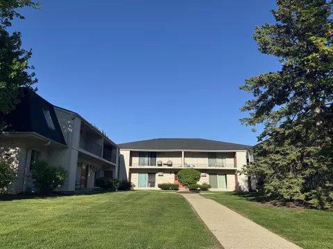 1672 S 115th #1, West Allis, WI 53214