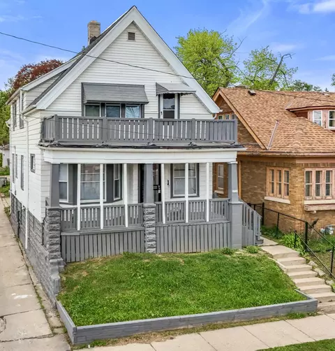 1314 W Keefe, Milwaukee, WI 53206