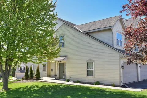 8616 S Stratford, Oak Creek, WI 53154
