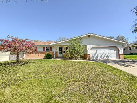 5208 Raven, Greendale, WI 53129