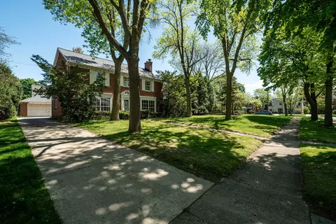 614 N 79th, Wauwatosa, WI 53213