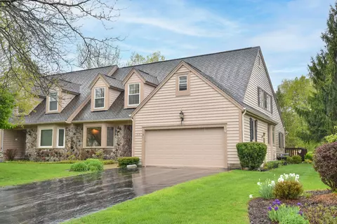 1521 W Eastbrook, Mequon, WI 53092