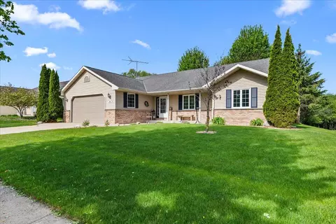 231 Northview, Hartford, WI 53027