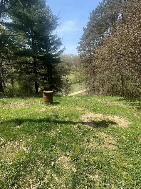 w18310 Moen Coulee Road, Ettrick, WI 54627
