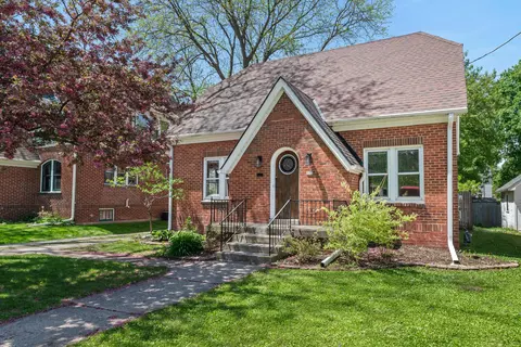 322 S 9th, West Bend, WI 53095