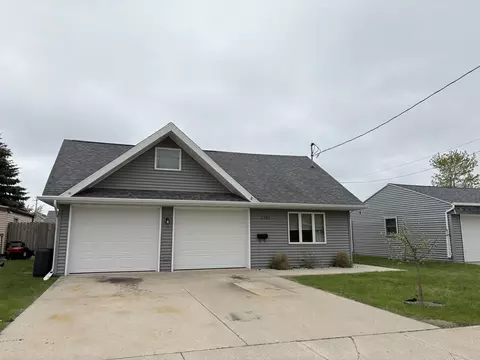 2309 9th, Two Rivers, WI 54241