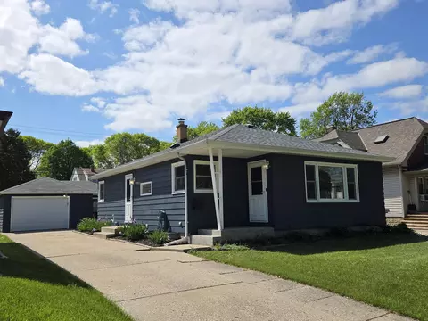 2171 S 95th, West Allis, WI 53227
