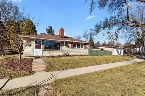 8330 W Auer, Milwaukee, WI 53222