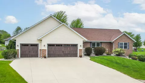 n5988 Alexander Lane, Fond Du Lac, WI 54937