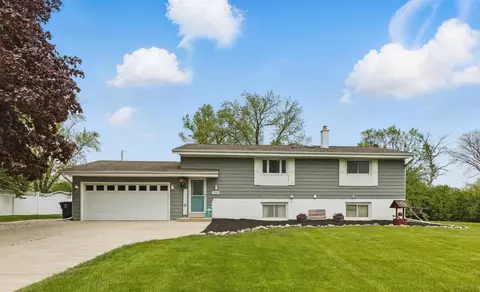 11560 W James, Franklin, WI 53132