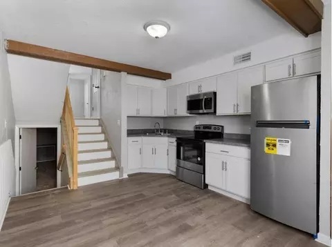 8895 N Swan #D, Milwaukee, WI 53224