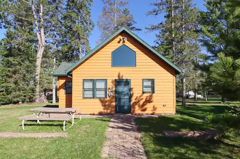 W3789 Villa Bay #7, King, WI 54487