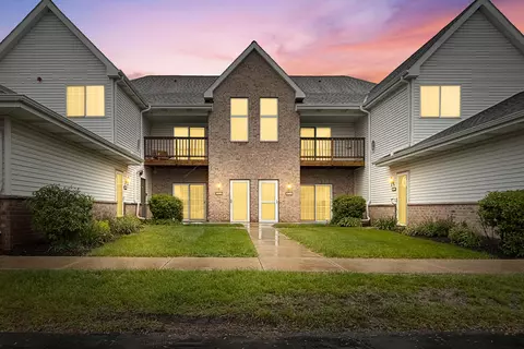 14878 W Arrowhead, New Berlin, WI 53151