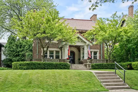 2221 E Newberry, Milwaukee, WI 53211