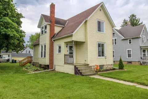 401 S 5th, Fort Atkinson, WI 53538