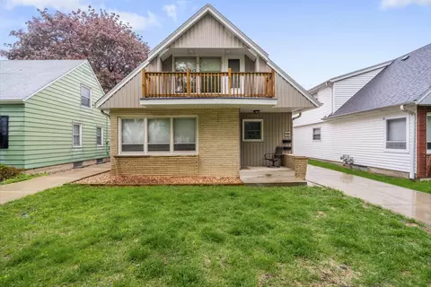 300 S 79th #302, Milwaukee, WI 53214
