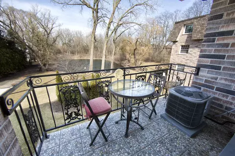 1730 W Green Tree #204, Glendale, WI 53209