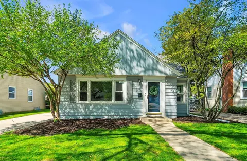 2115 N 85th, Wauwatosa, WI 53226