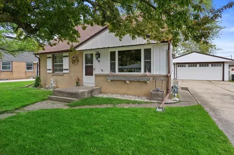 804 Clark, South Milwaukee, WI 53172