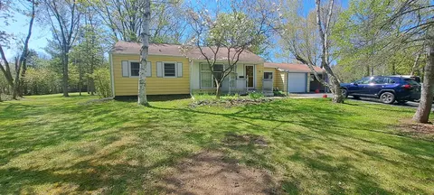 11539 N Hillside, Mequon, WI 53092