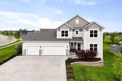 224 Farmstead, Slinger, WI 53086