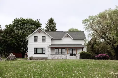 w452 County Road O, Hartford, WI 53027
