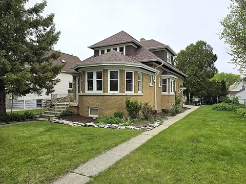 3168 S 9th, Milwaukee, WI 53215