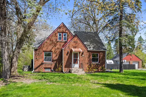 6510 W Cold Spg, Greenfield, WI 53220