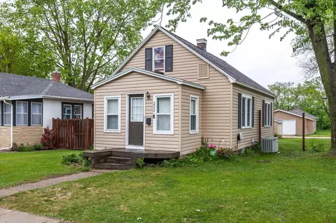 2221 15th, La Crosse, WI 54601