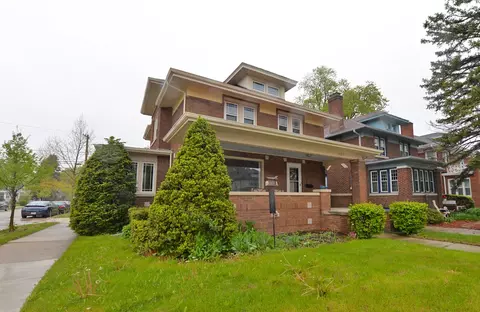 3524 Washington, Racine, WI 53402