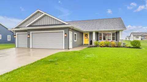 216 S 14th, Oostburg, WI 53070