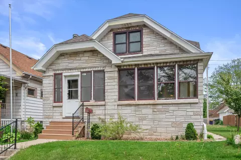 2236 S 68th, West Allis, WI 53219