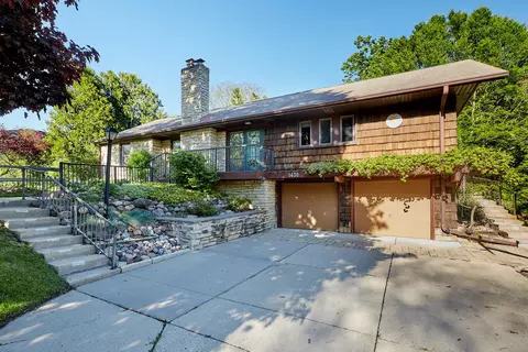 1430 Longwood, Elm Grove, WI 53122