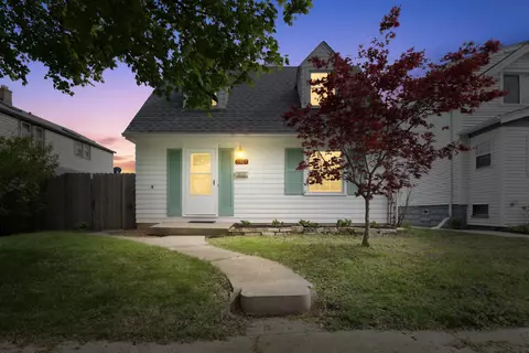 3927 E Cudahy, Cudahy, WI 53110