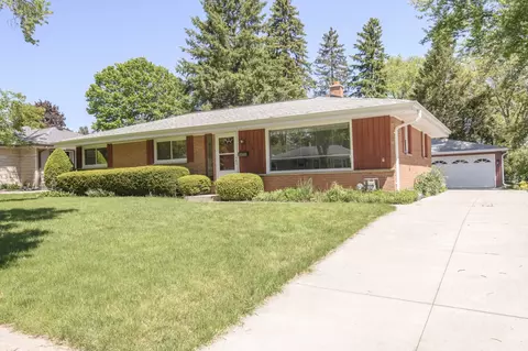 7238 Enfield, Greendale, WI 53129