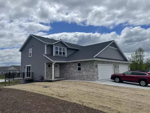 412 Emerald, Kewaskum, WI 53040