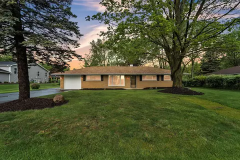 12100 44th, Pleasant Prairie, WI 53158