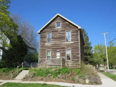 2022 N 20th, Sheboygan, WI 53081