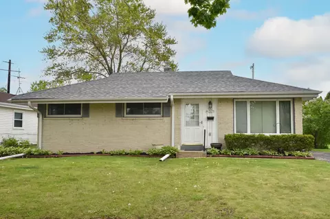n82w15075 Manhattan, Menomonee Falls, WI 53051