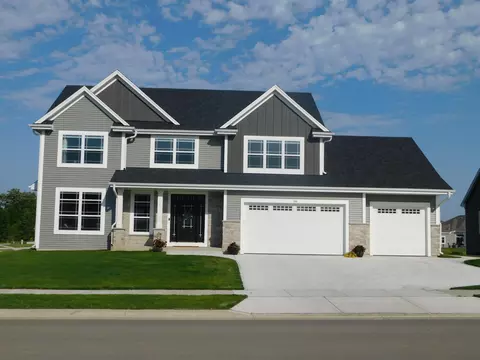 788 Kohlwey, Grafton, WI 53024