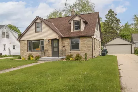 918 Park, West Bend, WI 53090