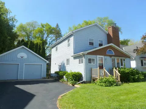 n27w27147 Woodland, Pewaukee, WI 53072