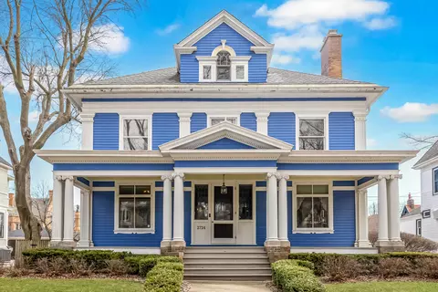 2724 N Shepard, Milwaukee, WI 53211