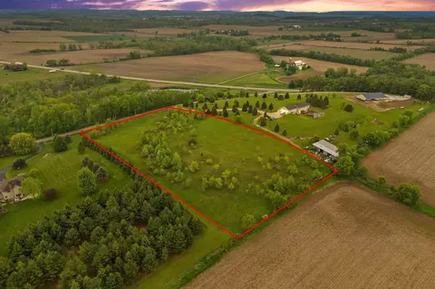 Lt3 Woodland, Ashford, WI 53010