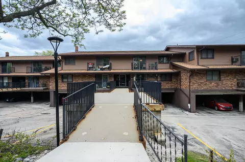 8525 W Waterford #1, Greenfield, WI 53228