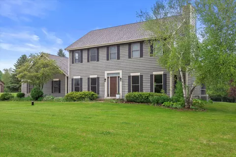 3626 E Cliffe, Richfield, WI 53076