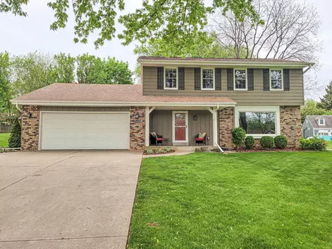 21755 W North, Brookfield, WI 53045