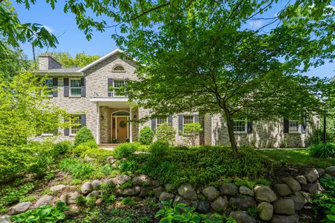 79 Oakridge, Fond Du Lac, WI 54937