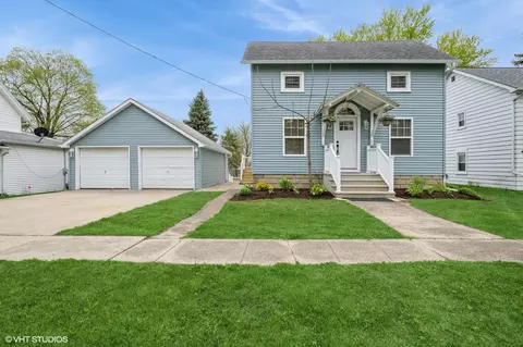 301 Maple, Clinton, WI 53525
